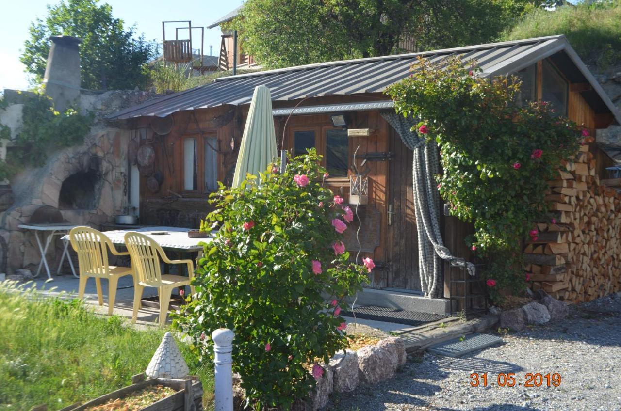 Le Love Chalet Des Alpes Guillestre Exterior foto