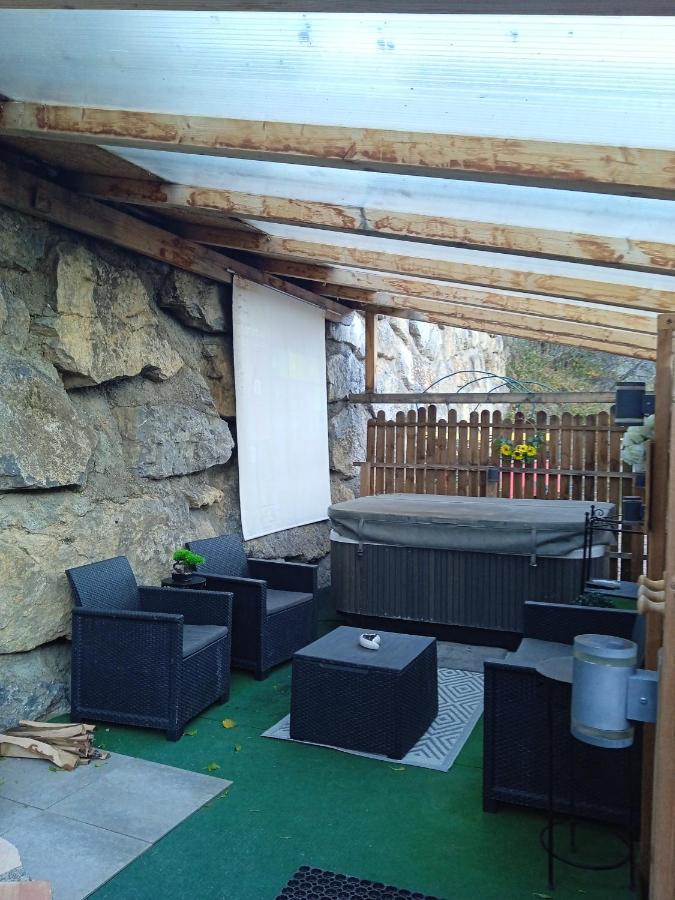 Le Love Chalet Des Alpes Guillestre Exterior foto
