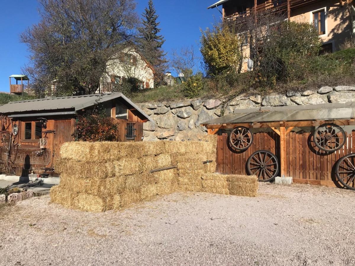 Le Love Chalet Des Alpes Guillestre Exterior foto