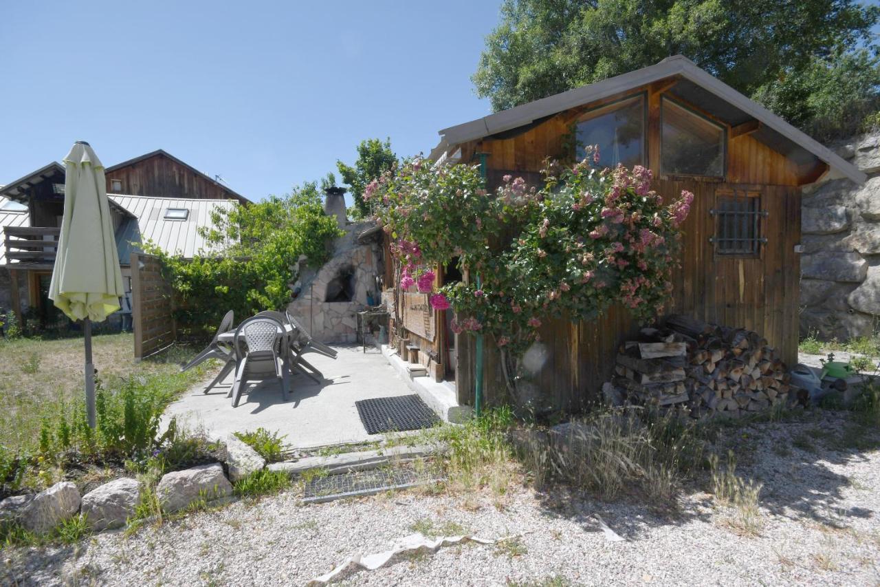 Le Love Chalet Des Alpes Guillestre Exterior foto